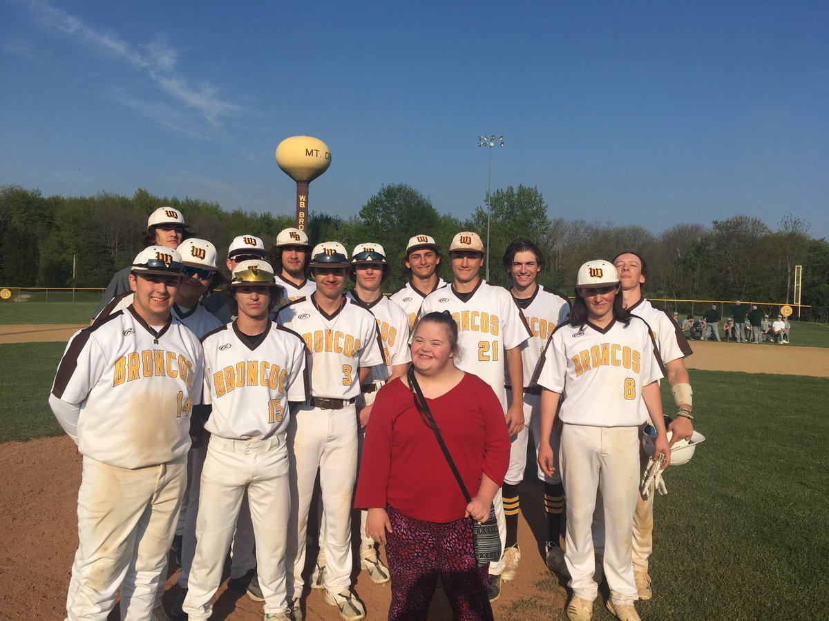 Western Brown 4
Batavia 3
Final. VBB. With the Broncos win and a Wilmington loss tonight the Broncos wrap up a share of the SBC title!  Their first since 2013. Congrats Coach Crall, Coach Spears and team!