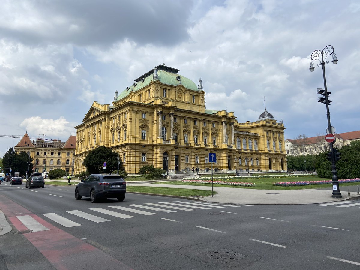 giulioverdini's tweet photo. Few more shots from our #maud and #maipsd last week discovering Zagreb, Croatia ππ· @UOWarchitecture with @Arch_Urbanist https://t.co/riWclRpksW