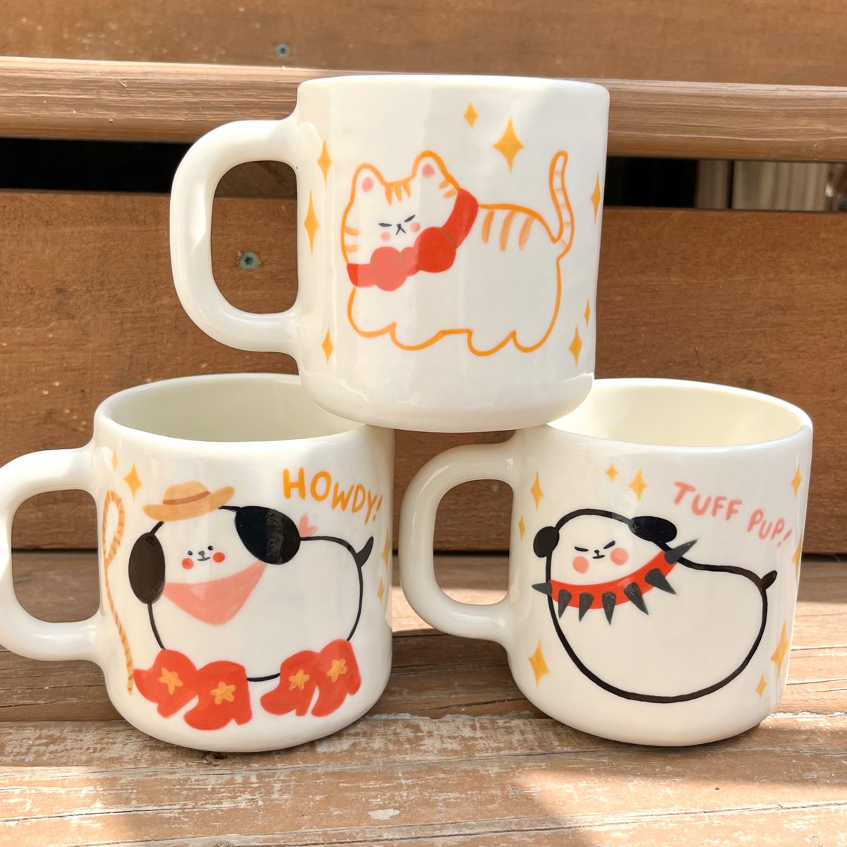 Sh0p is going live in 30 minutes!! Get all these weird little ceramics and more! 😌