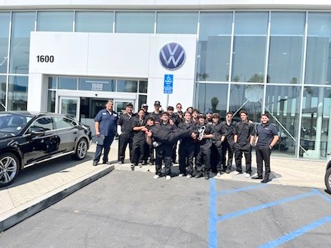 SBC_Alliance's tweet photo. First cohort of #IEConnect CA State Registered HS Pre-Apprentices networking w/ employers around apprenticeships.

@SBCountySchools @CRYROP @LAUNCH_IE @sbvalleycollege @Omnitrans @SBCounty @SBCWorkforce @CA_DIR @CA_WorkforceDev 

Learn more - IEConnect https://t.co/DDx0a3HzQa https://t.co/VDIUjIugBV