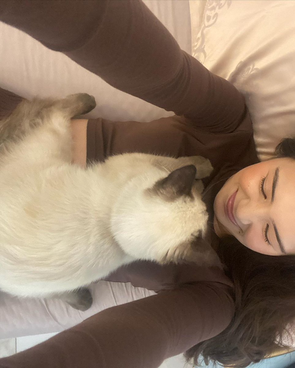 Rissy0214's tweet photo. I will always love you my savie🥰🥰🥰 https://t.co/qCBTn1S9PD
