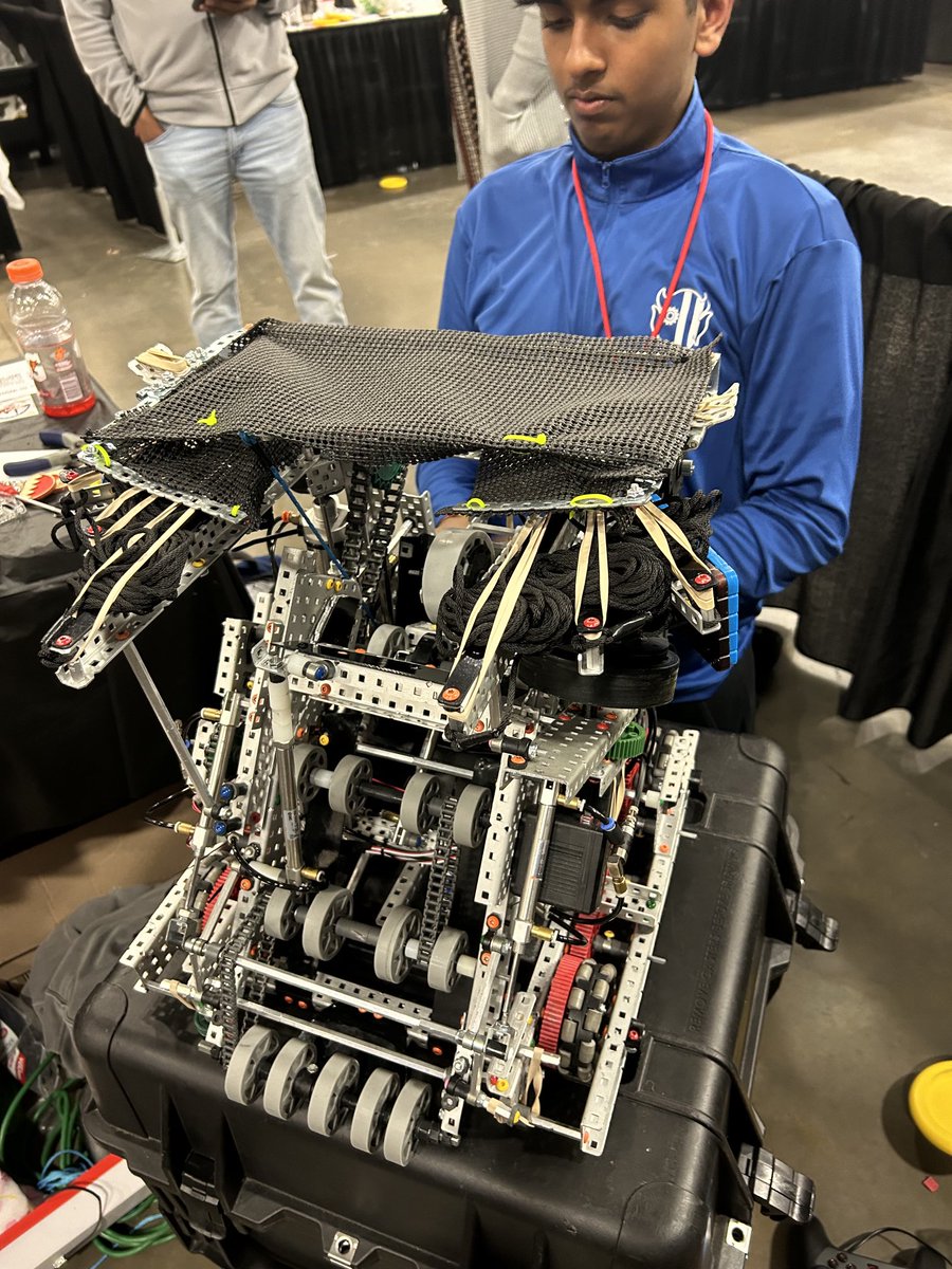 RMohlerZHS's tweet photo. Six matches in and our students have scrapped their way back to .500 despite fixing a different issue with the robot every match! Never quit! #BlueCanDoIt https://t.co/UZtX3u9g1P