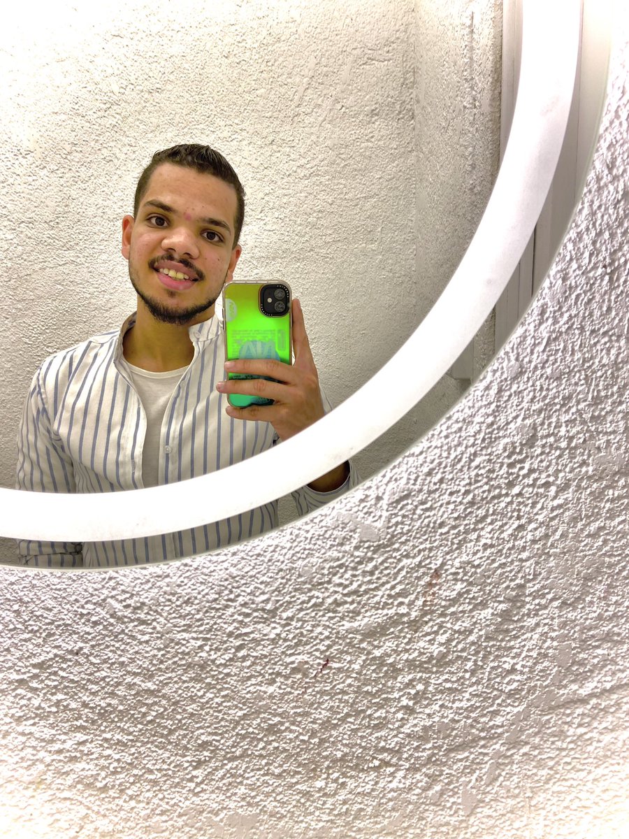 Ahmedsa93908585's tweet photo. 🌚 https://t.co/tyMrL3mPLS