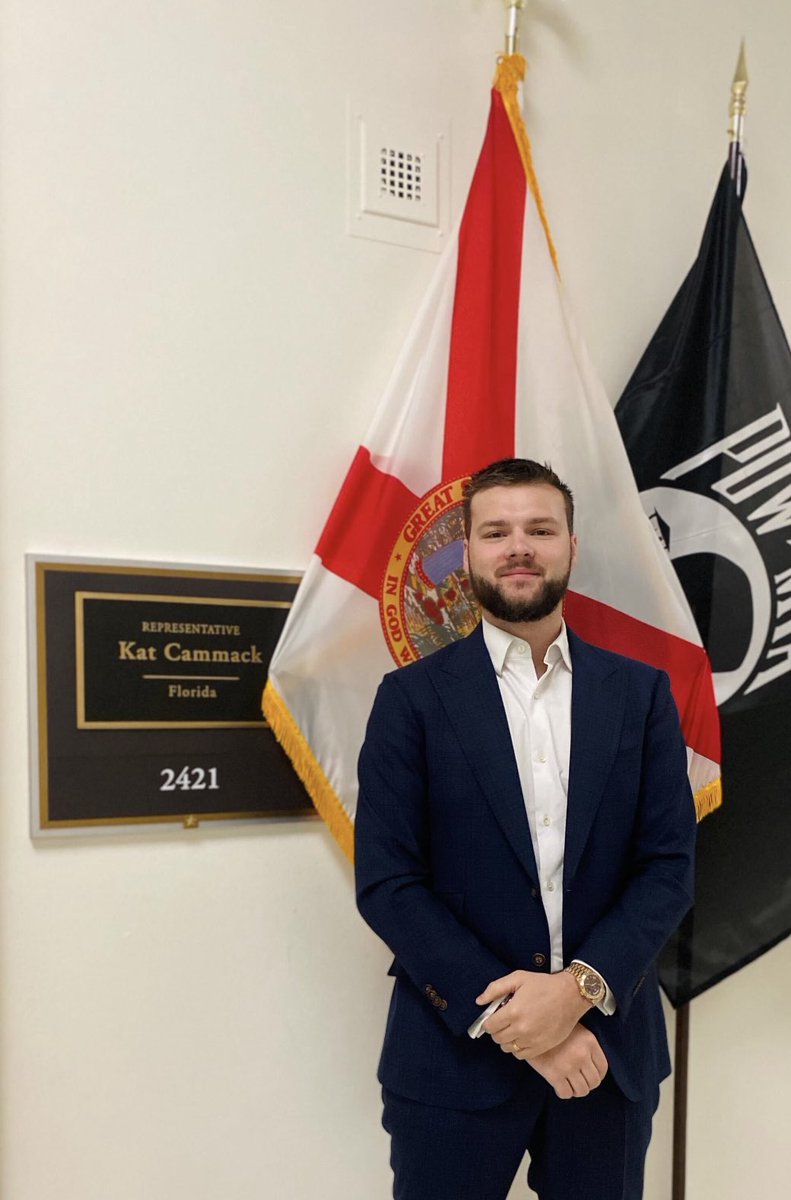 Very productive day of meetings on Capitol Hill. It’s exciting to see policymakers who understand the importance of blockchain technology &amp; want to see American innovation within the space. #SAFEMOONARMY #SAFEMOON #SAFEMOONONTHEHILL