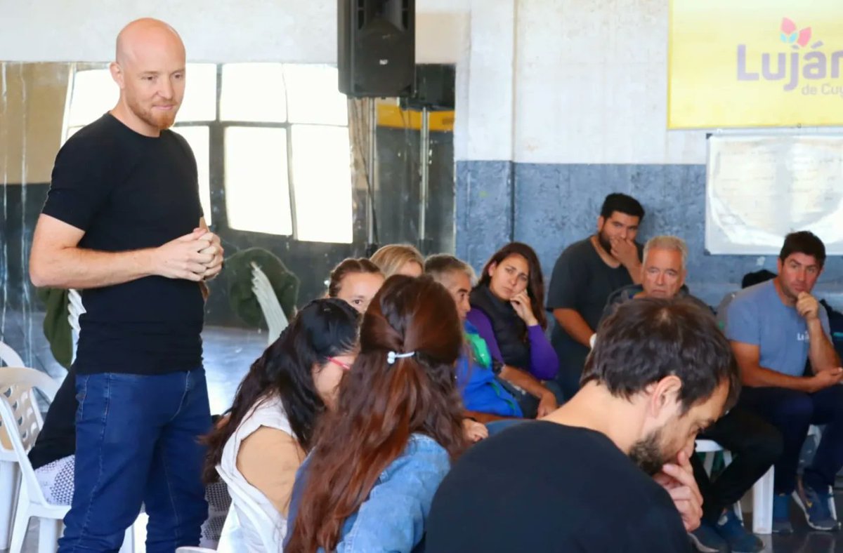 Nada de nosotros sin nosotros 🙌🏼. 

La frase que hoy me quedó grabada en la presentación de la primera silla de trekking adaptada de la Provincia. Desde Luján con <a href="/SebaBragagnolo/">Sebastián Bragagnolo</a> venimos trabajando fuertemente en políticas de inclusión social. 

Hilo 👇