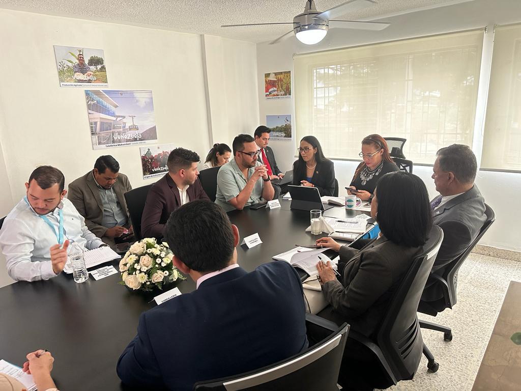 Embajada de Venezuela en Honduras tweet media