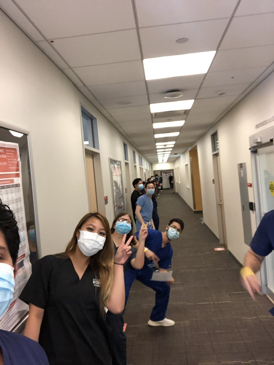 haleybrusen's tweet photo. The Class of 2024 vs the Class of COVID. Time flies when you’re having fun with the pharmily at @UH_Pharmacy https://t.co/QgUqP3BIci