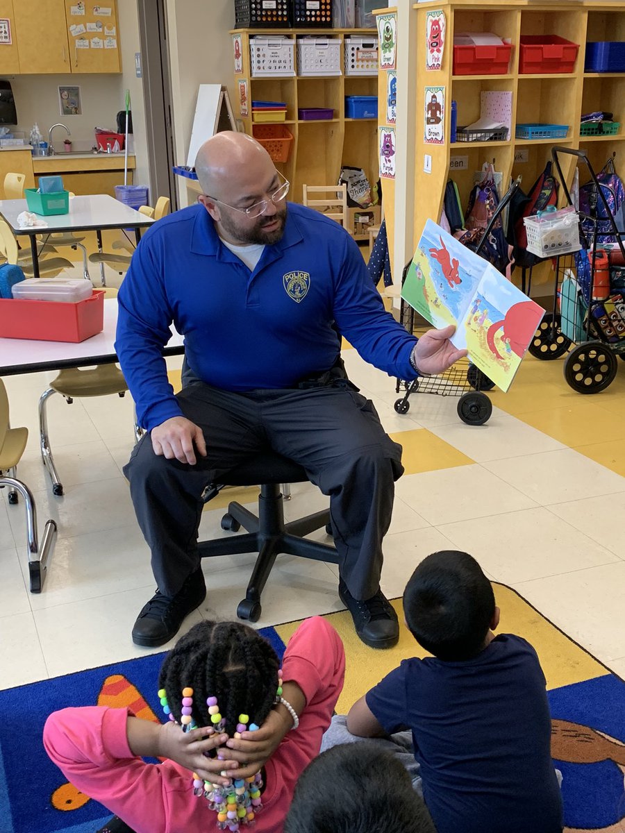 We welcomed back our PACER officers to the CES campus today! Our students love when they come and read with us!