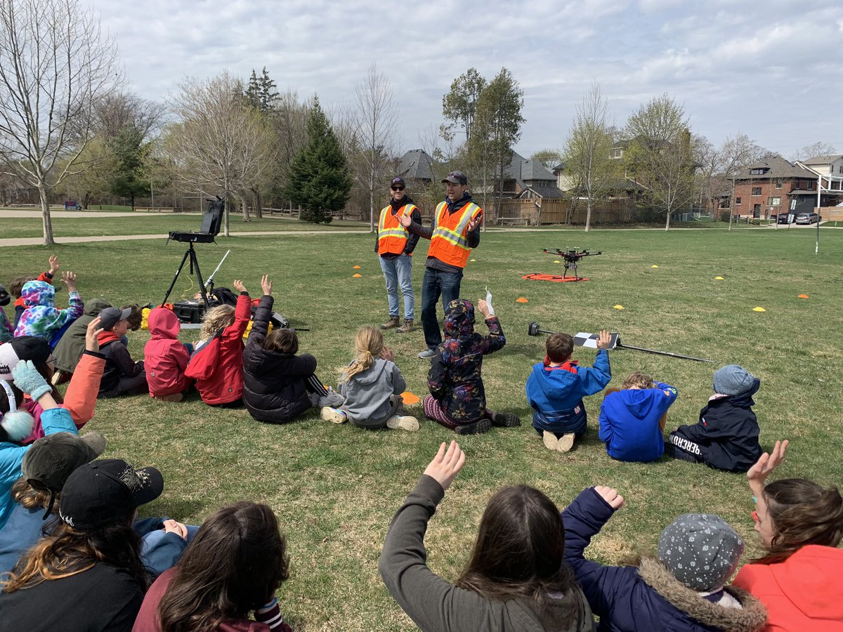 shewrdsb's tweet photo. We were so lucky to learn about drones and their uses from U of W Prof Derek Robinson (Sheppard Dad) and Masters student Brandon Giura. Thank you Derek and Brandon for giving our Flyers such a cool and amazing presentation! @wrdsb https://t.co/qE9eth8rih