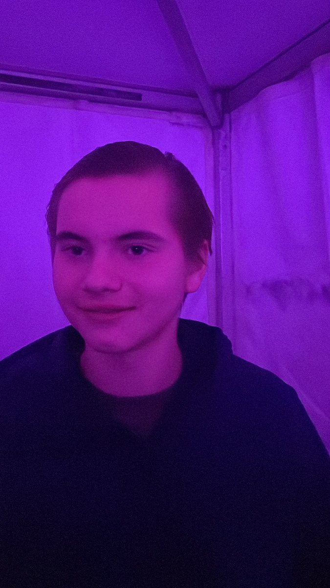 roman_lad's tweet image. @FrantzBournonv2  il  A chantais pour les Nantes de fdp 😡😡😡😡😡😡