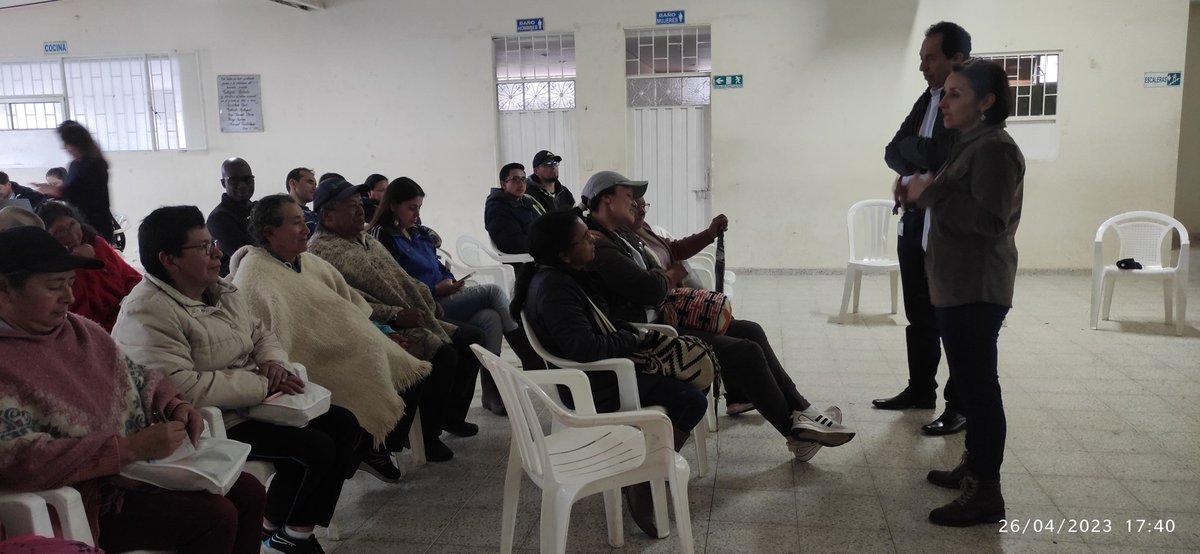 SoniaAcunaL's tweet image. El Centro Nacional de Hotelería, Turismo y Alimentos 🏨, ¡Llegó al Campo! Gracias a la estrategia #CampeSENA nos encontramos en la vereda Pasquilla - Ciudad Bolivar, escuchando a los campesinos y realizando inscripciones de #FormaciónComplementaria 🌱