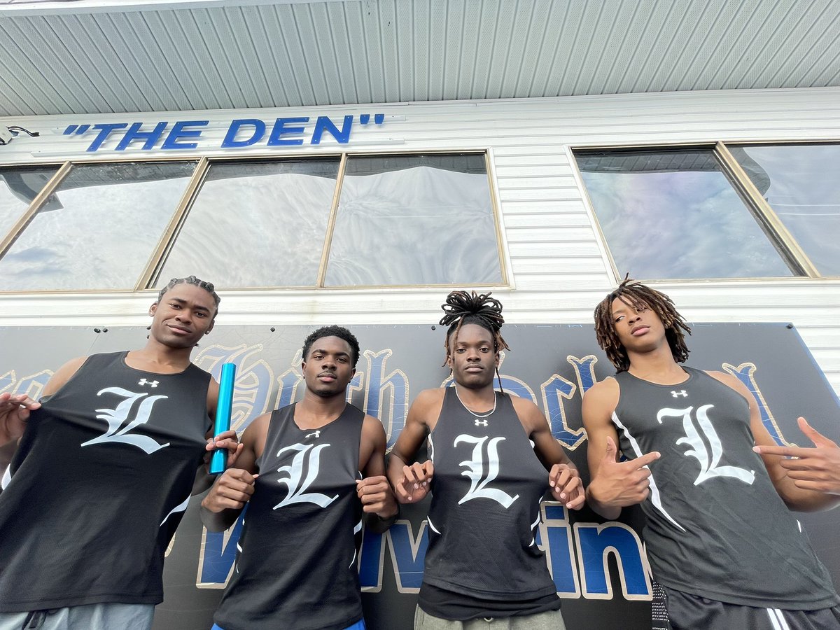 lhs_trackteam's tweet photo. So proud of John, Zion, Mari &amp; Jordan as they head to the Great 8! #theseboysarefast #itsalwaysagreatdaytobeawolverine @LHSintheNews @JohnSherman3rd @2i0nG https://t.co/daPfkeNM7q