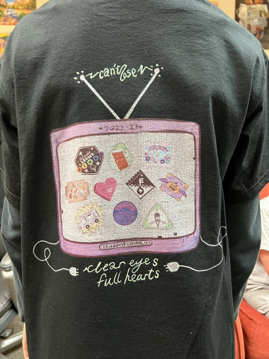 mrsjhowland's tweet image. The 22-23 Salem StuCo t-shirt has finally arrived!! #studentdesigned #SalemProud #ClearEyesFullHeartsCantLose!