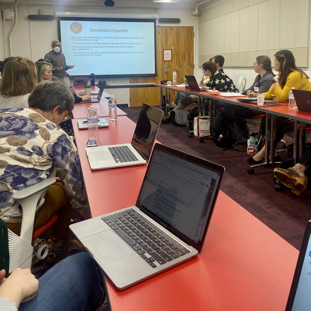 Really enjoyed attending the Five Shifts in Research Praxis towards Decolonizing Science workshop yesterday! Led by @leafwarbler. I’m excited to work to apply the shifts in my research.