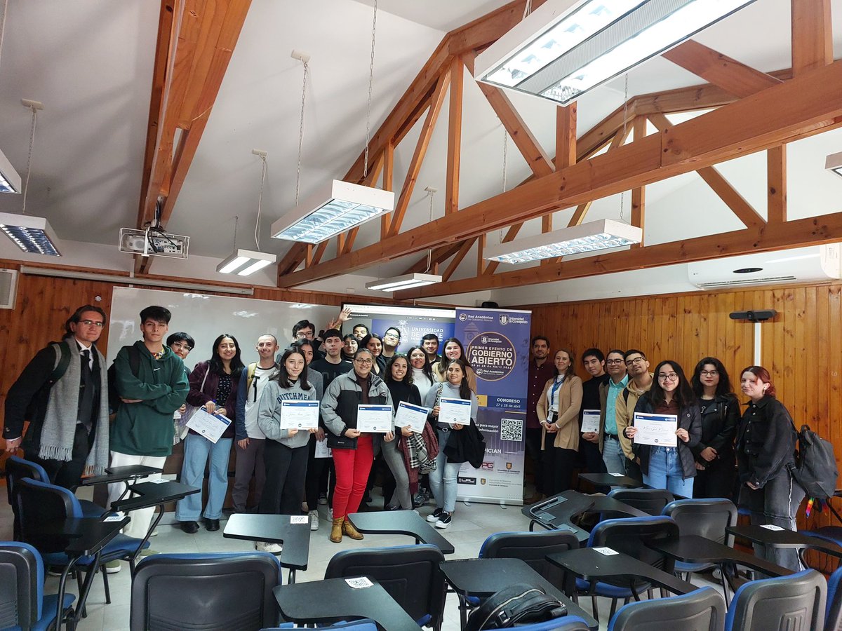 📓 La realización de cinco talleres sobre protección de datos; innovación en la gestión local; transparencia e integridad; y otros temas; marcaron esta primera jornada del <a href="/COGobAbiertoCL/">Primer Congreso de Gobierno Abierto Chile</a>. 

📷 Ingresa aquí para revisar el registro de las actividades: drive.google.com/drive/folders/…