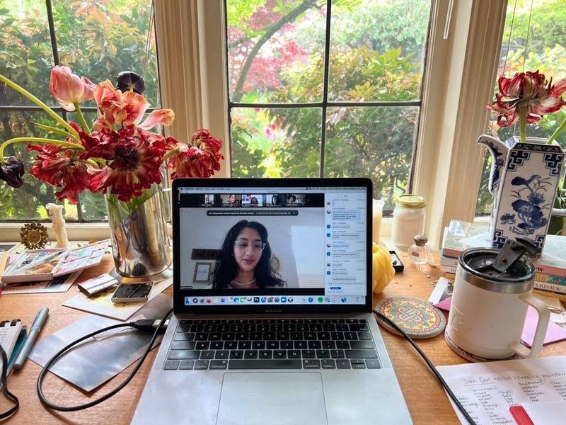 dinnertheatrics's tweet image. Running @newthirdworld_ these past two years has proved my most beautiful strategy for dreaming ~ In awe of the many brilliant poets &amp;amp; coconspirators this money-laundering strategy for liberational futures has déluged into my life ! 💫💫💫