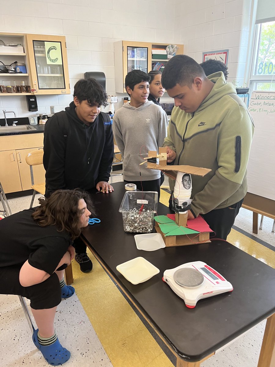 Mrs. Dunn tweet media