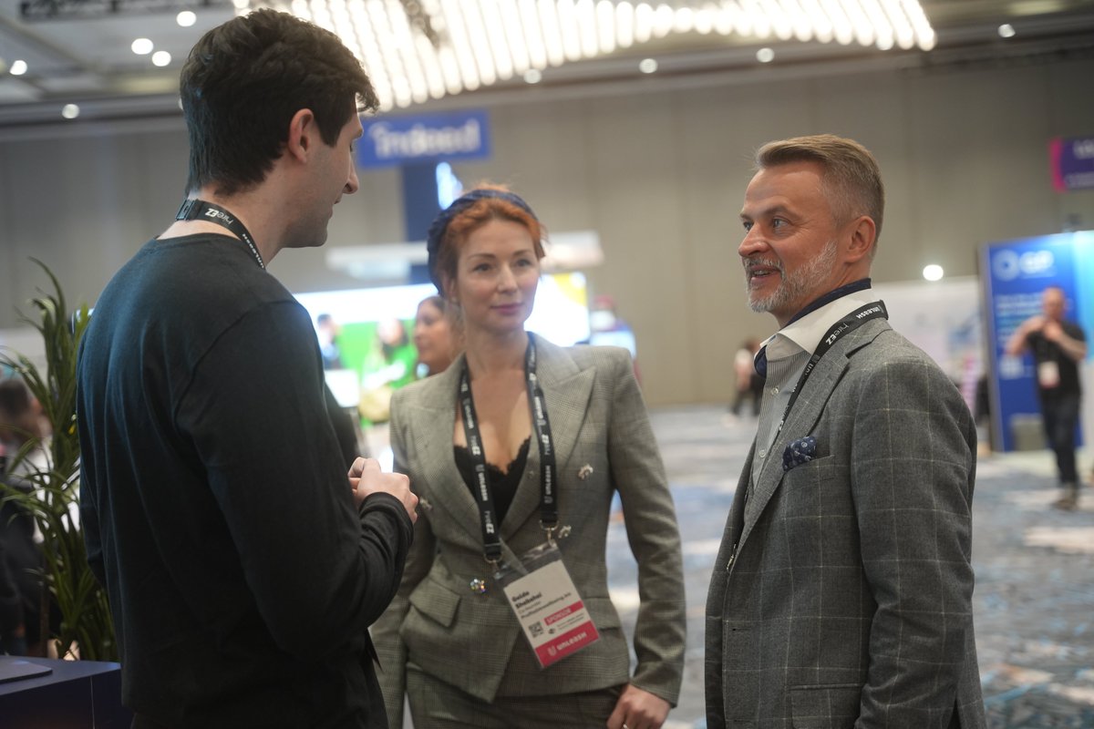 hireez's tweet photo. It's hard to capture conversations in a photo, but thankfully a picture is worth a thousand words!
Here are some of our favorite moments from Day 1 of @UNLEASHgroup so far ๐ฅ
#UNLEASHAmerica #hireEZ #outboundrecruiting https://t.co/uRxdnp354v