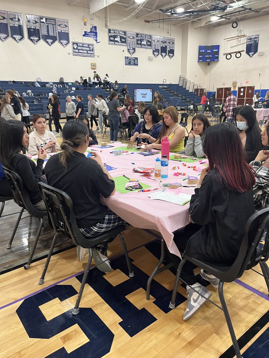 mlopezwalters's tweet photo. ENL Ss had a blast at the #BeautifulME event celebrating their beauty and building their confidence. Education is more than just academics, it's also about empowering individuals to love themselves and their unique identities. #ENL #esmsharks #selflove https://t.co/tSv6995zpB