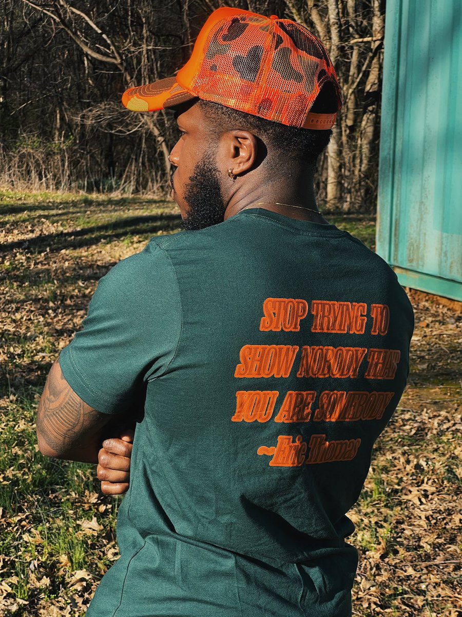 I will forever shine bright! 🌞 God has been showing his light through me. He gives me Natural Glow that can be so Peerless ✨ 

•
•
•
•
•
#naturalglow #melaninking #sunkissed🌞 #peerlesspressure❤️‍🔥 #blackownclothingbrand #luxurywear #staycomfortable