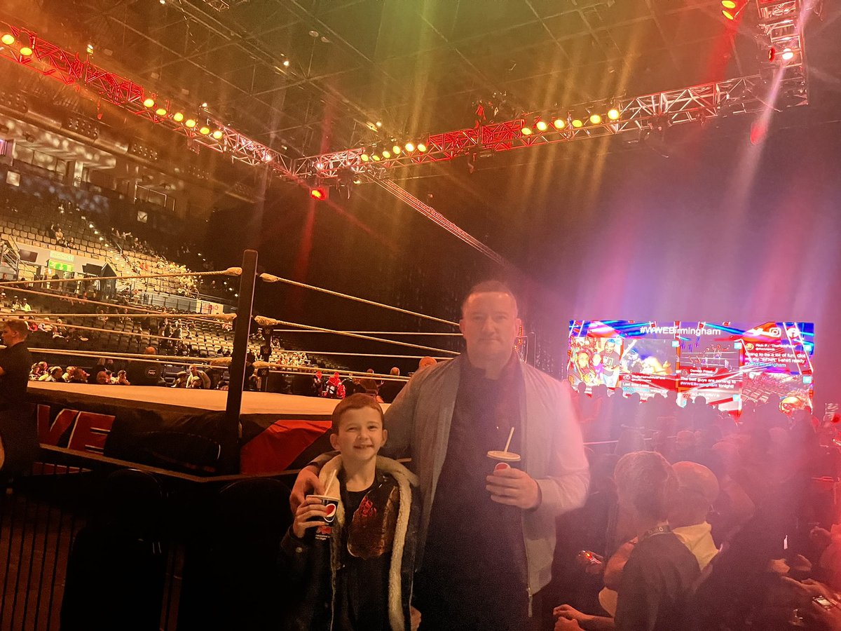 Reid80Dan's tweet photo. #wwebirmingham https://t.co/hkodSm06pP