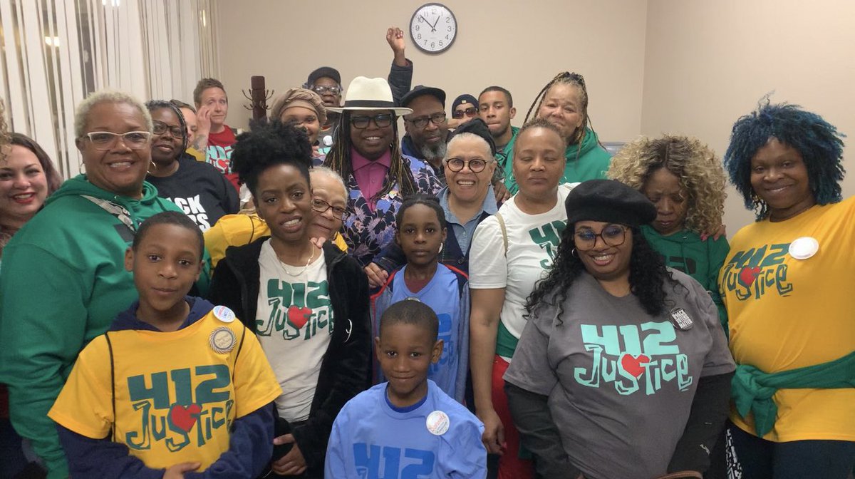 412Justice's tweet image. In Harrisburg today meeting with our State Rep @latashaforpa on Education funding. Big love to her commitment to our kids and public schools! #fundourschools #counselorsNOTcops #weworkforfunding