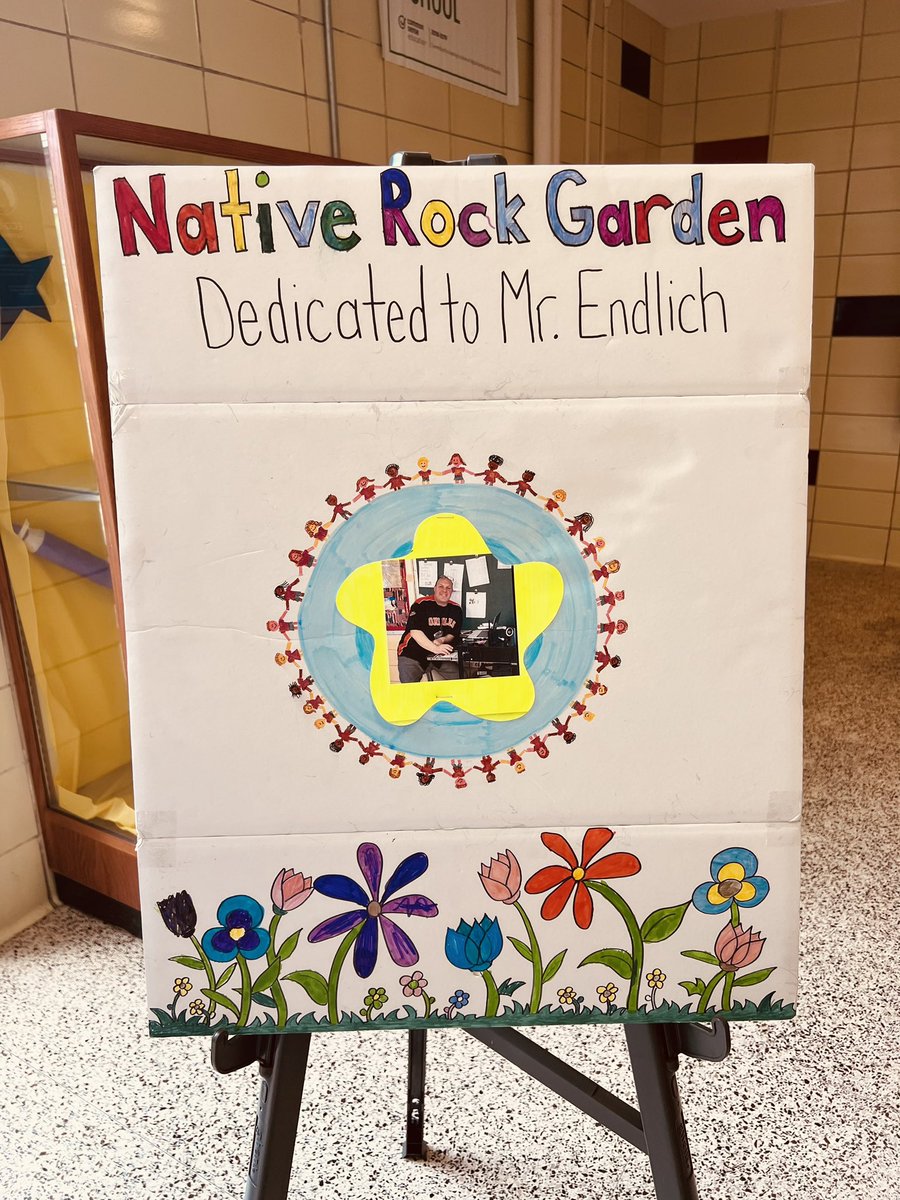 Ms Endlich (@endlichms) on Twitter photo I am so thankful to work at a school that continues to find ways to honor my dad ♥️ <a href="/vkearns_M/">Melanie Kearns</a> <a href="/HolabirdCS/">Holabird STEM/Middle: A Community School</a> I am so thankful to work at a school that continues to find ways to honor my dad ♥️ <a href="/vkearns_M/">Melanie Kearns</a> <a href="/HolabirdCS/">Holabird STEM/Middle: A Community School</a>