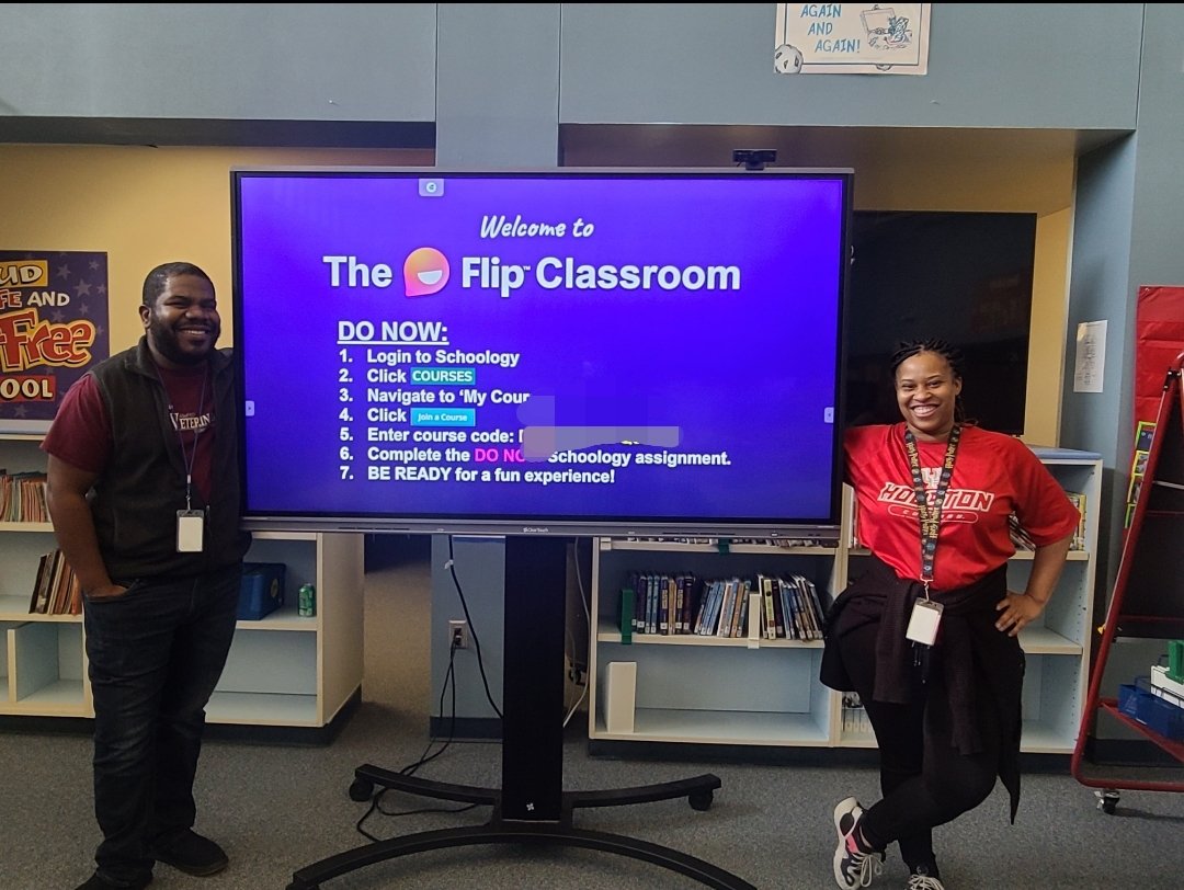 ReesStars's tweet image. Thank you to @LoveSciTech and @MsLDMac for creating a professional learning opportunity for our teachers. #StudentEngagement #TechnologyIntegration @MicrosoftFlip