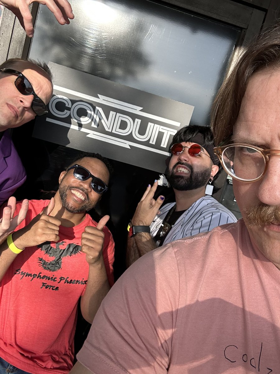 Coolzeyisalive's tweet photo. Orlando. Doors at 7. Tonight. https://t.co/olLimvrLB0