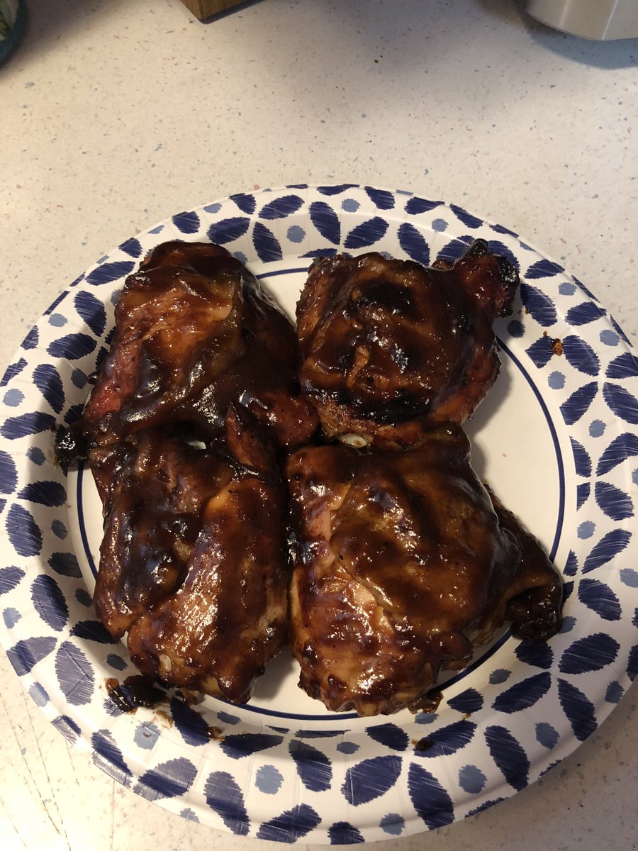 Ldogmac's tweet image. Old school original BBQ Chicken. #biggreenegg #egghead