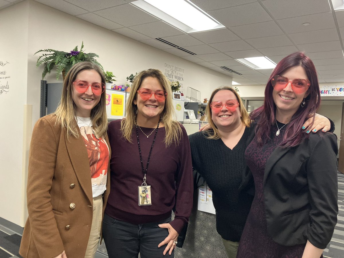 We ❤️ our office staff! These ladies give their heart and soul to our school!  Happy Administrative Assistants day!