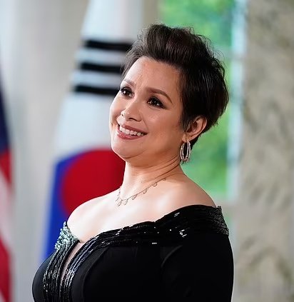 angeltresjolie_'s tweet photo. 📸 #AngelinaJolie and @MsLeaSalonga arrived at the white house for the state dinner for South Korea's president President Yoon Suk Yeol and first lady Kim Keon Hee. My faves!🫶💕 https://t.co/0l87GQdUHZ