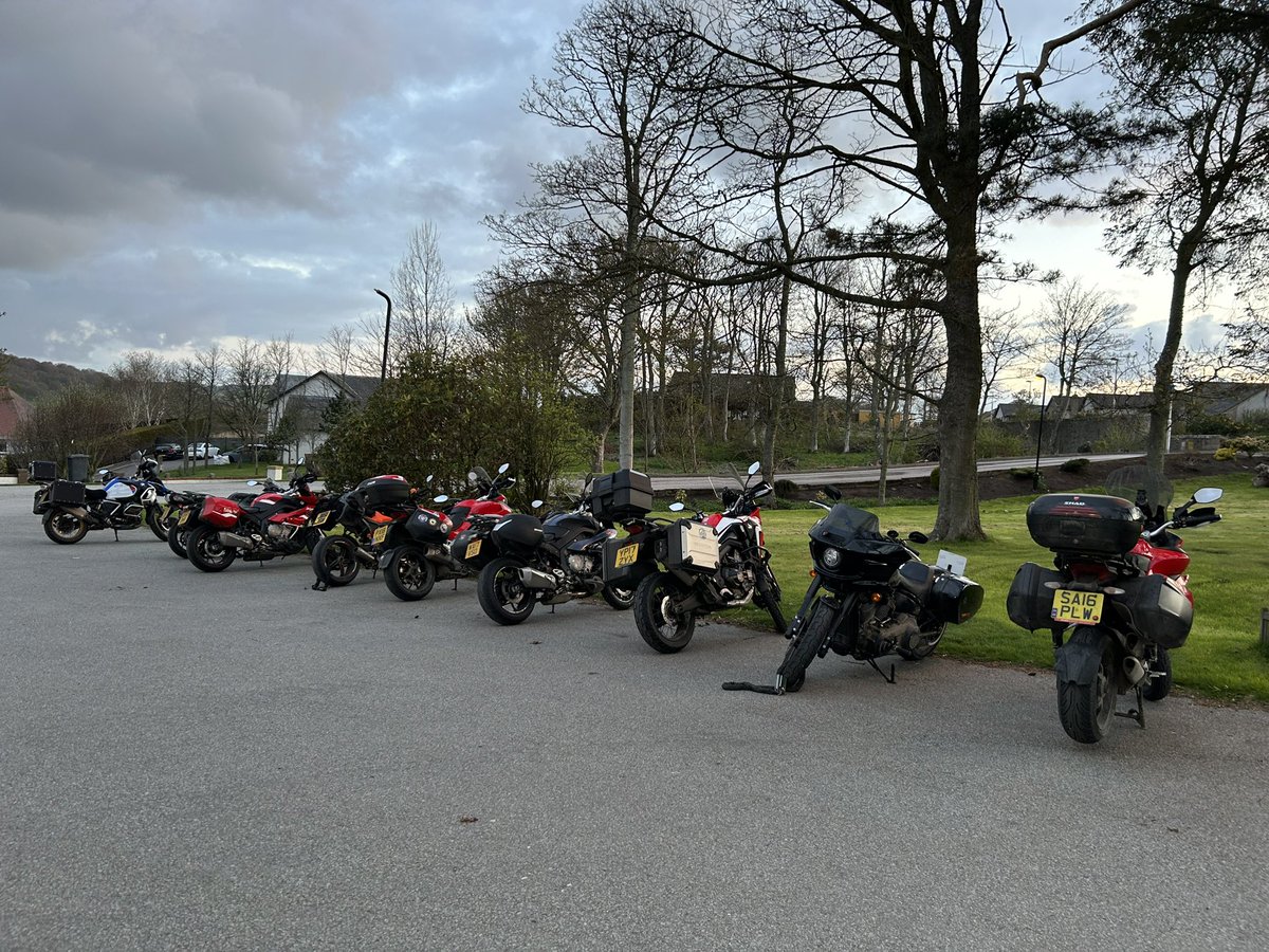 XJRT1964's tweet image. James, Nicola and their team yet again gave us a warm welcome, very good food and a relaxing, comfortable stay in their lovely Country House Hotel #highlandloop #jointheride