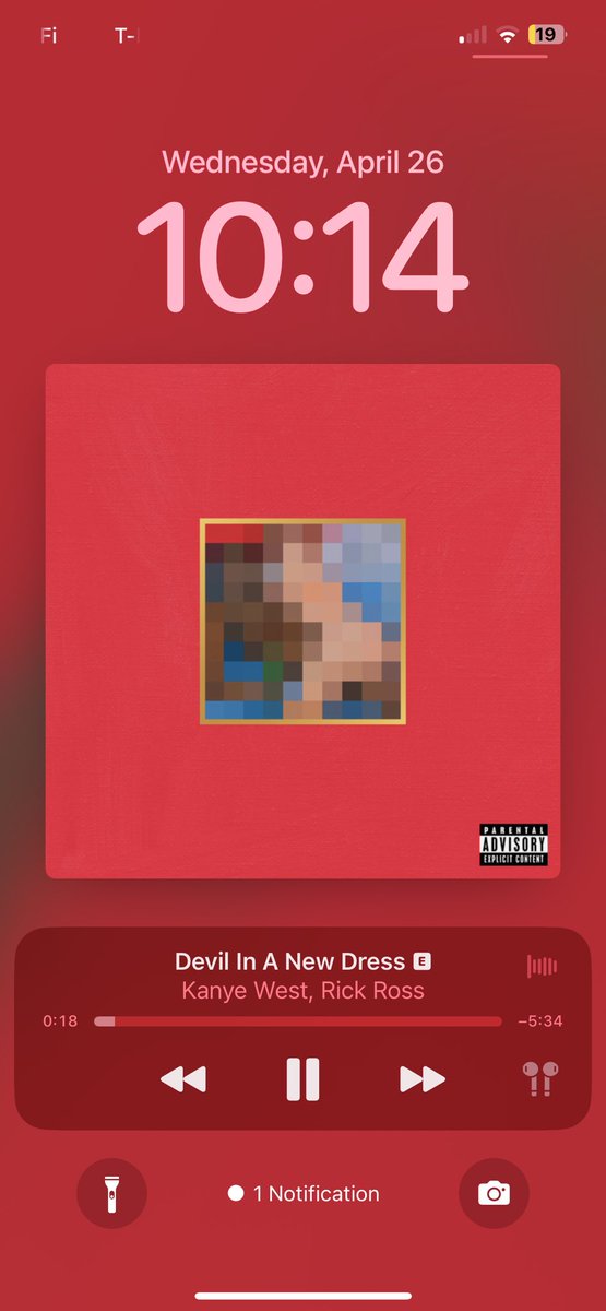 BlackenOut's tweet photo. Y’all miss with kayne still? https://t.co/wRyHeucViM