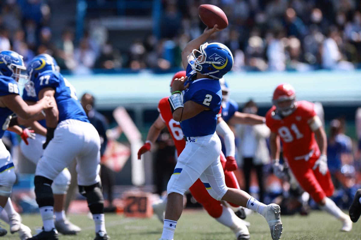 footballstore55's tweet photo. 関学 14-10 日大（4/22）
関学QB星野秀太（2年､足立学園）
13投3成功25yd
5回11yd（撮影･北川直樹） https://t.co/7fkCrq8TT7