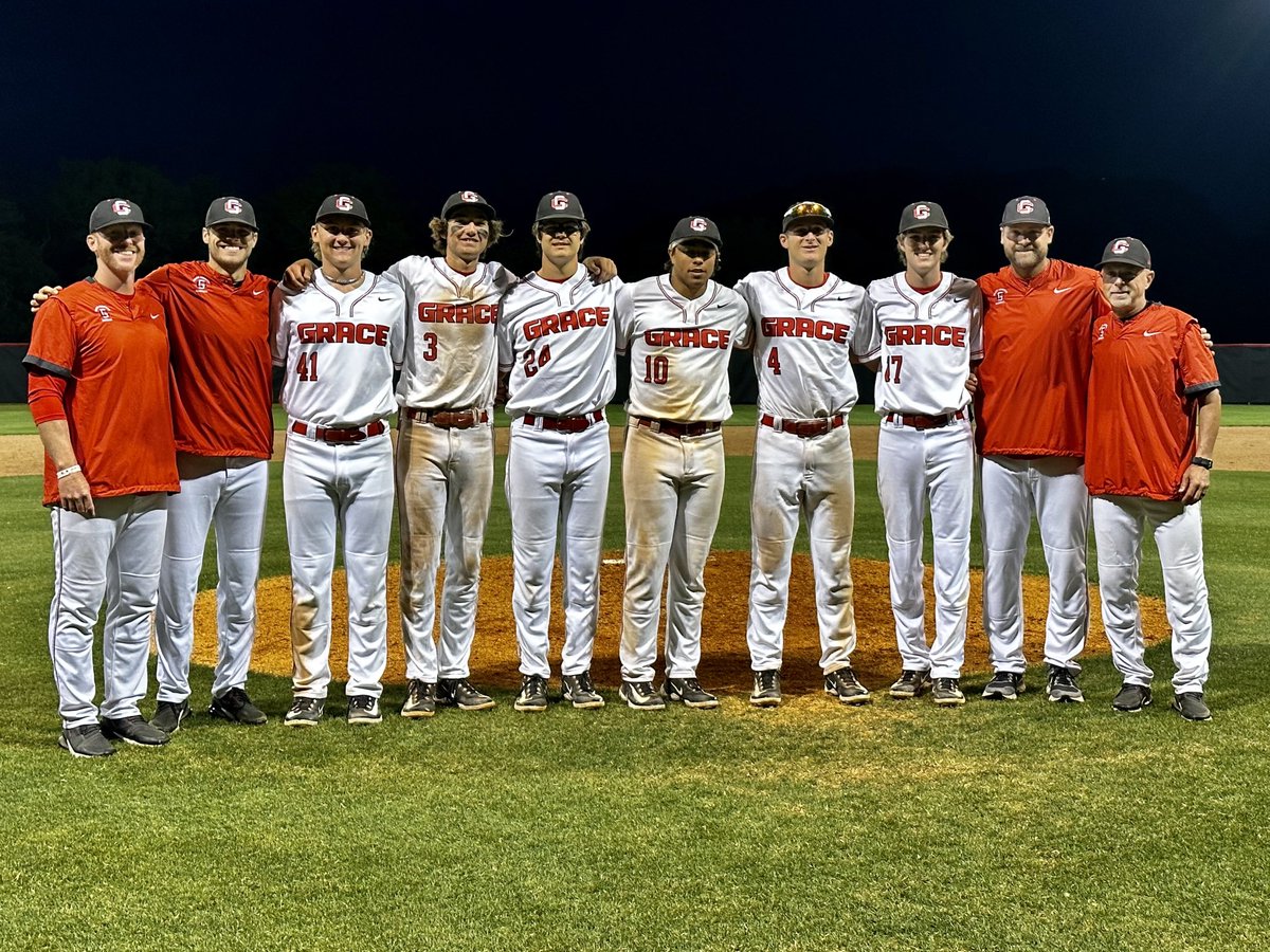 GCAHARDball's tweet photo. Senior Night! Another great night at The Clyde! Appreciate y’all! 
GCA 10- bga 0 https://t.co/3Y3alwAXDS