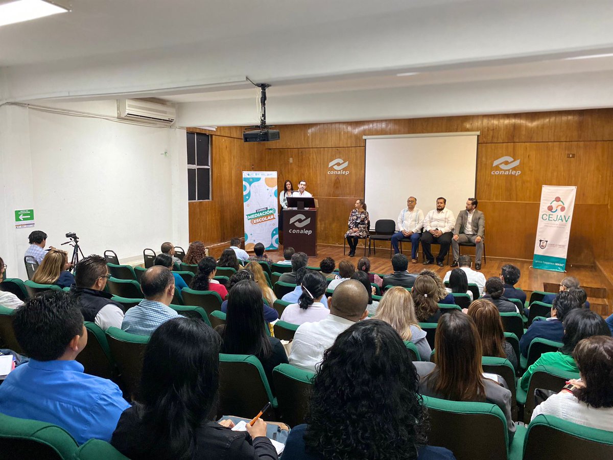cejavOficial's tweet photo. CEJAV y la Subsecretaría de Educación Media Superior y Superior inauguran curso de mediación escolar.

https://t.co/n53xxWA1CG

#juntoshagamosmasc #mascveracruz #cejav https://t.co/QTWVrIxeng