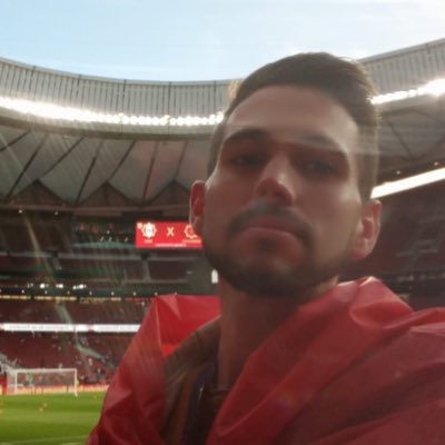 seryiolozano's tweet photo. #NuevaFotoDePerfil https://t.co/KyER6W0pV6