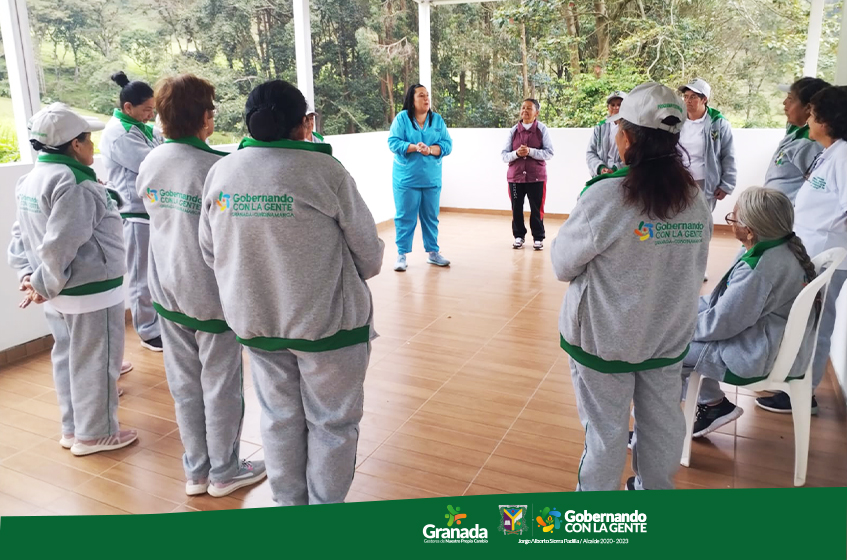 AlGranadaCund's tweet photo. Buscamos para nuestros adultos mayores espacios en el área de psicología enfocados a la construcción del sentido de vida; y de contacto con la naturaleza por medio de caminatas y actividades con el programa de actividad física, mitigando el sedentarismo. https://t.co/9TXADeCNYr