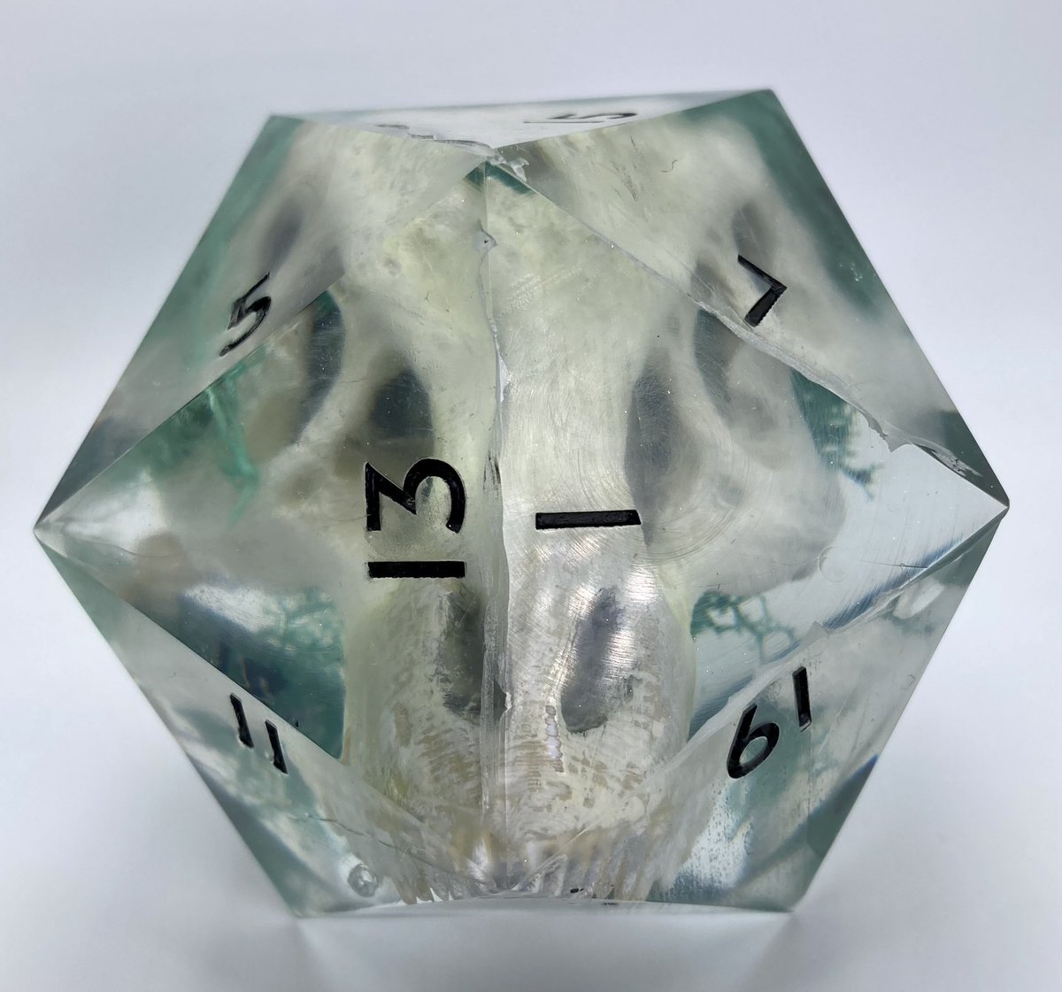 oddduckdice's tweet photo. #GIVEAWAY to celebrate 1200 8cm GIANT D20 CHONK TREX SKULL. For a chance to win, you must follow OddDuckDice. To be entered: ❤️this post. To be entered twice: ❤️ &amp; retweet. Ends 5/28 at 12PM EST. I will @ the winner quote tweeting this post. #dice #dicemaker #Celebrate #ttrpg https://t.co/RRB5jZY7Ip