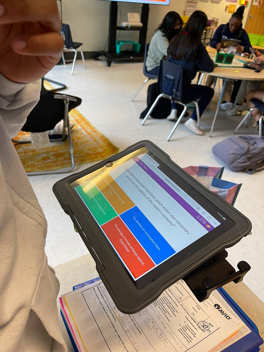 DZ_AVID tweet media