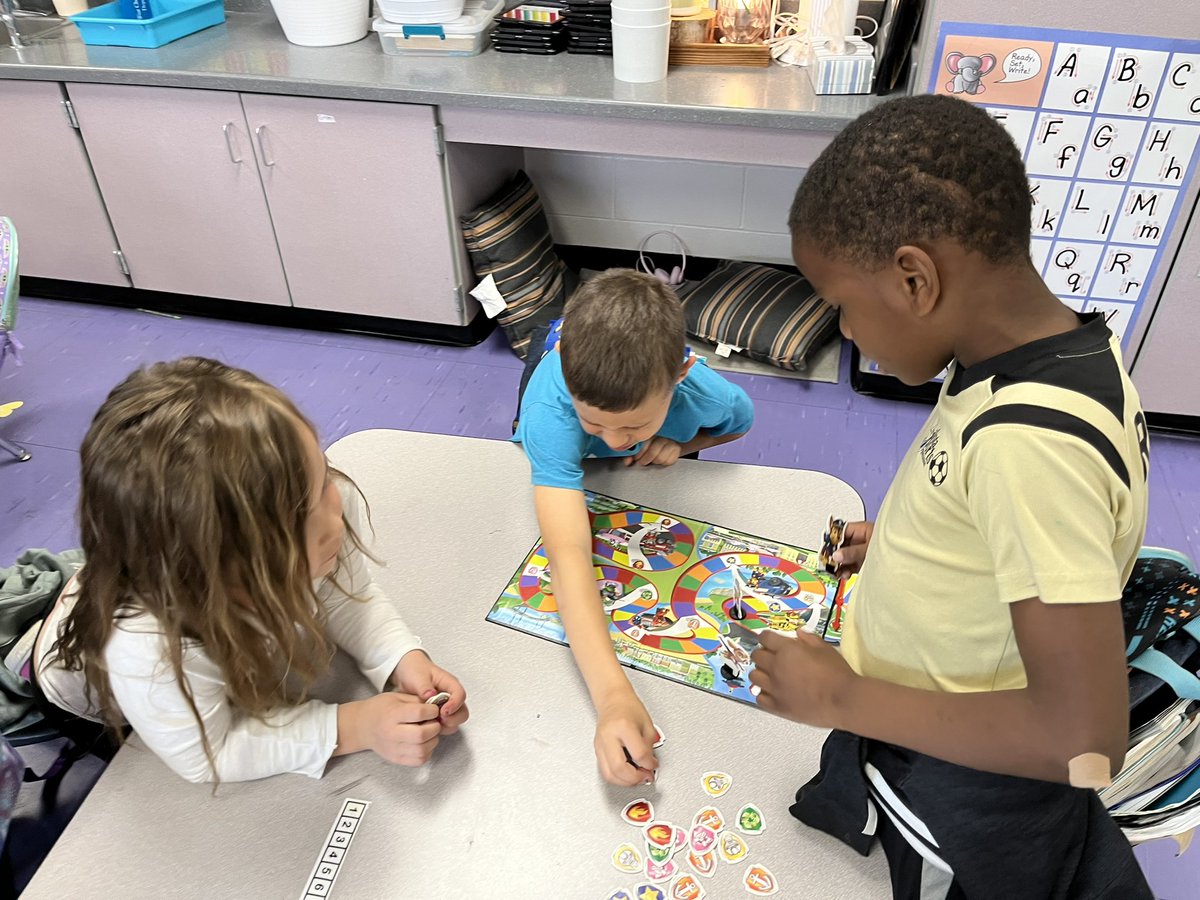 Maria_KimeK's tweet photo. G is for Game Day! The kids had so much fun designing and playing their own path games.  We ended the day with even more games.  Loved hearing the laughter and joy as they played today! 
#HECSmagic   @HeritageECS https://t.co/aqTCujPqkn