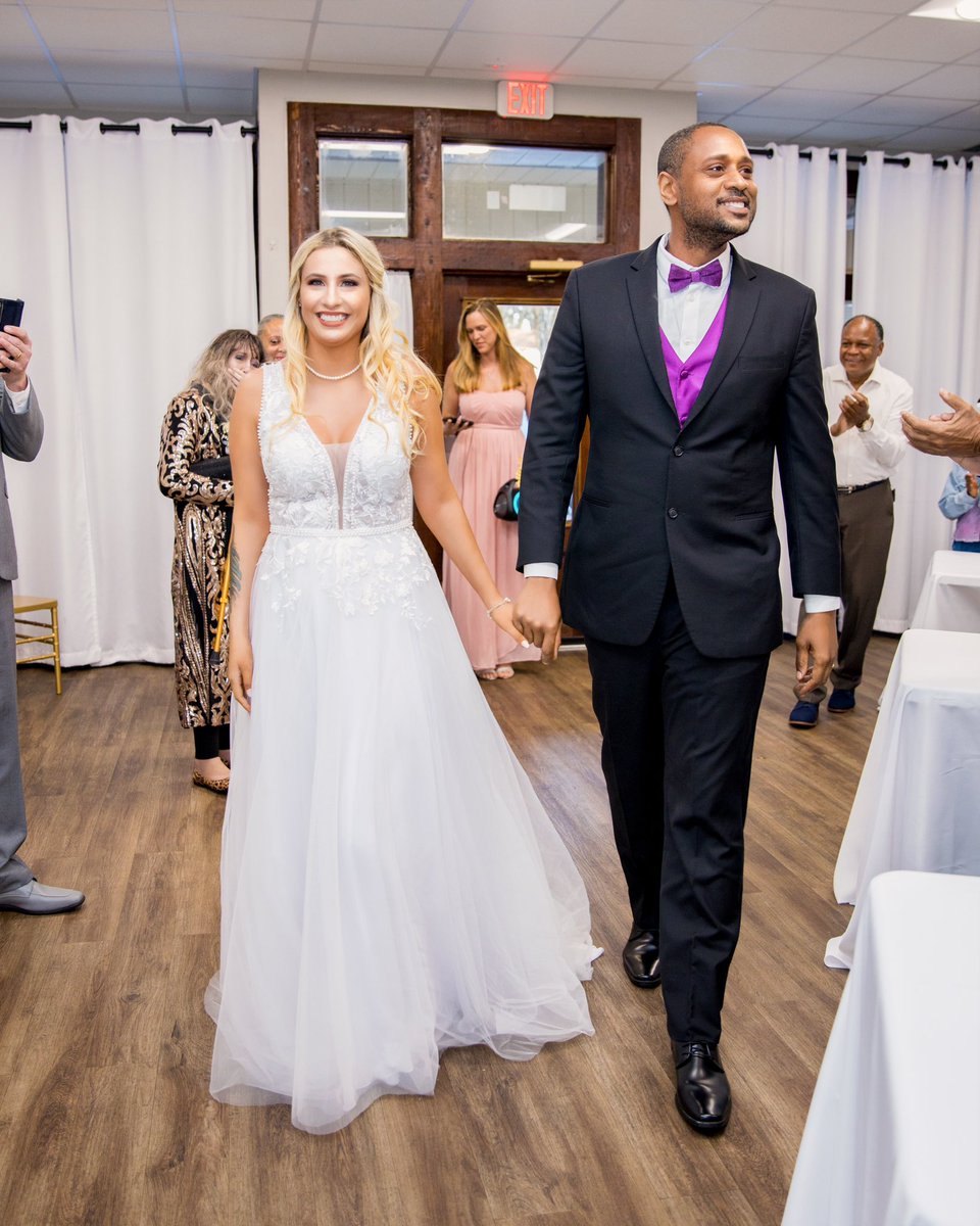 BookLevi's tweet photo. Mr. &amp; Mrs. Law💍
📸: @booklevi 

#photography #photographer #model #modeling #wedding #weddingphotography #weddingdress  #weddingday #weddingphotographer https://t.co/HGVZkNcAY0