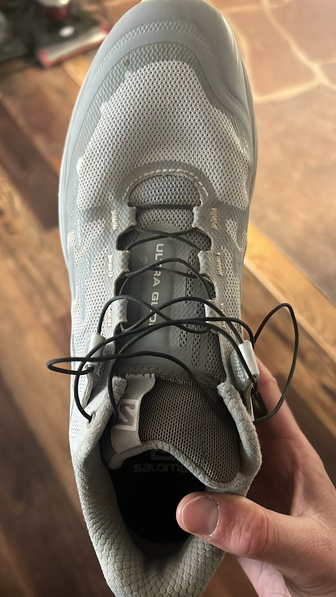 Amelia Boone on X: Anyone ever change out the Salomon quick lace system  for regular laces? I want to make sure swapping out works before I get out  the scissors 😬  /