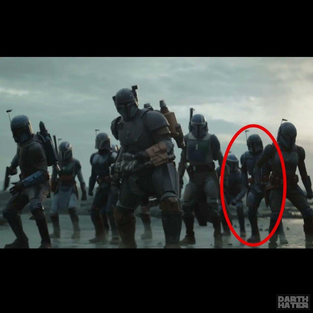 darthhater23's tweet photo. May have had a hand in taking back Mandalore in Season 3 episodes 7 & 8 of The Mandalorian. Dream come true. Momma im in Star Wars now. #ThisIsTheWay #ForMandalore #StarWars #TheMandalorian https://t.co/OwYfC1z7Qg
