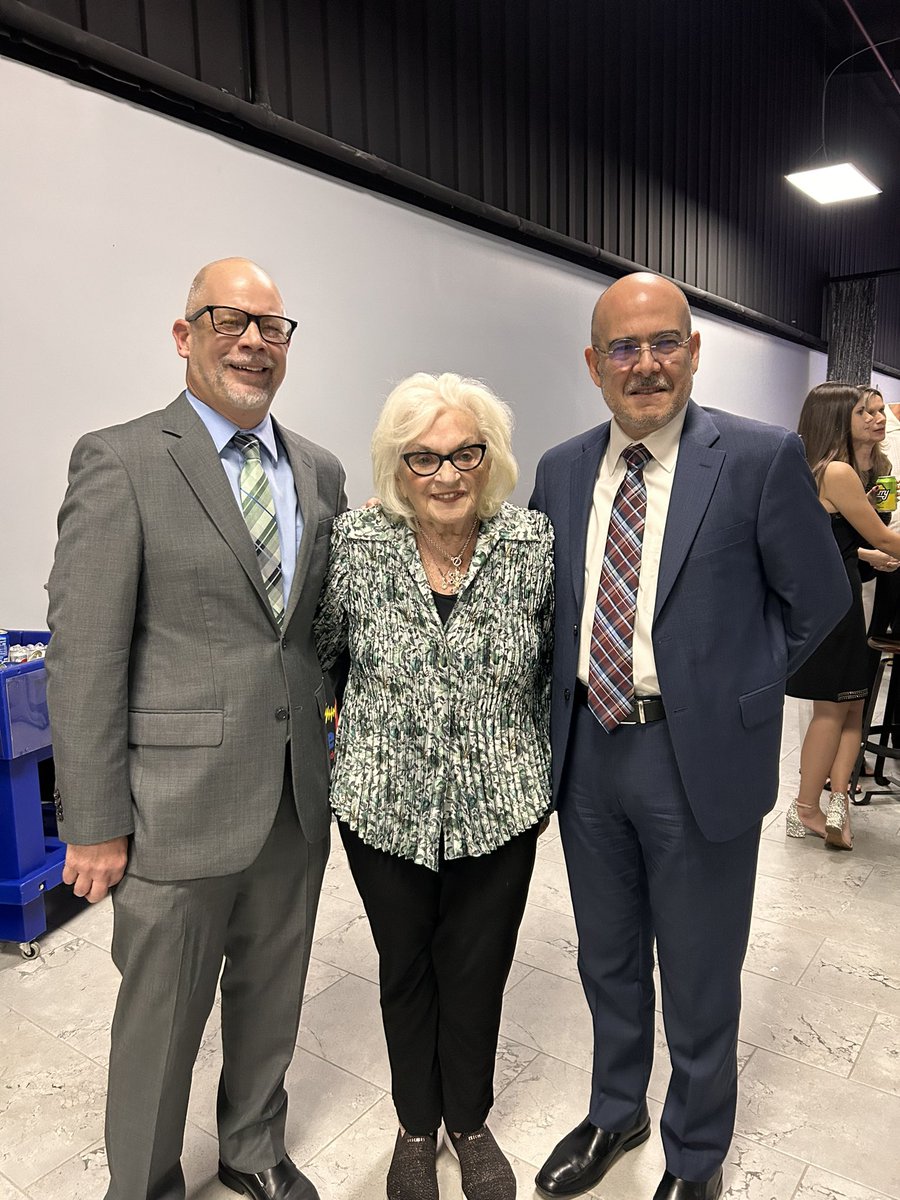 Danielle Klahr tweet media