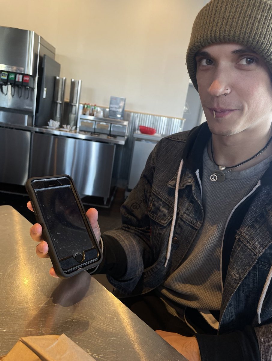 waterparks's tweet photo. HAVE FUN

AND GET SOME PROPERTY FROM YOUR BOYS 
https://t.co/TLHxh03m4Z https://t.co/wN2m9kkQwN