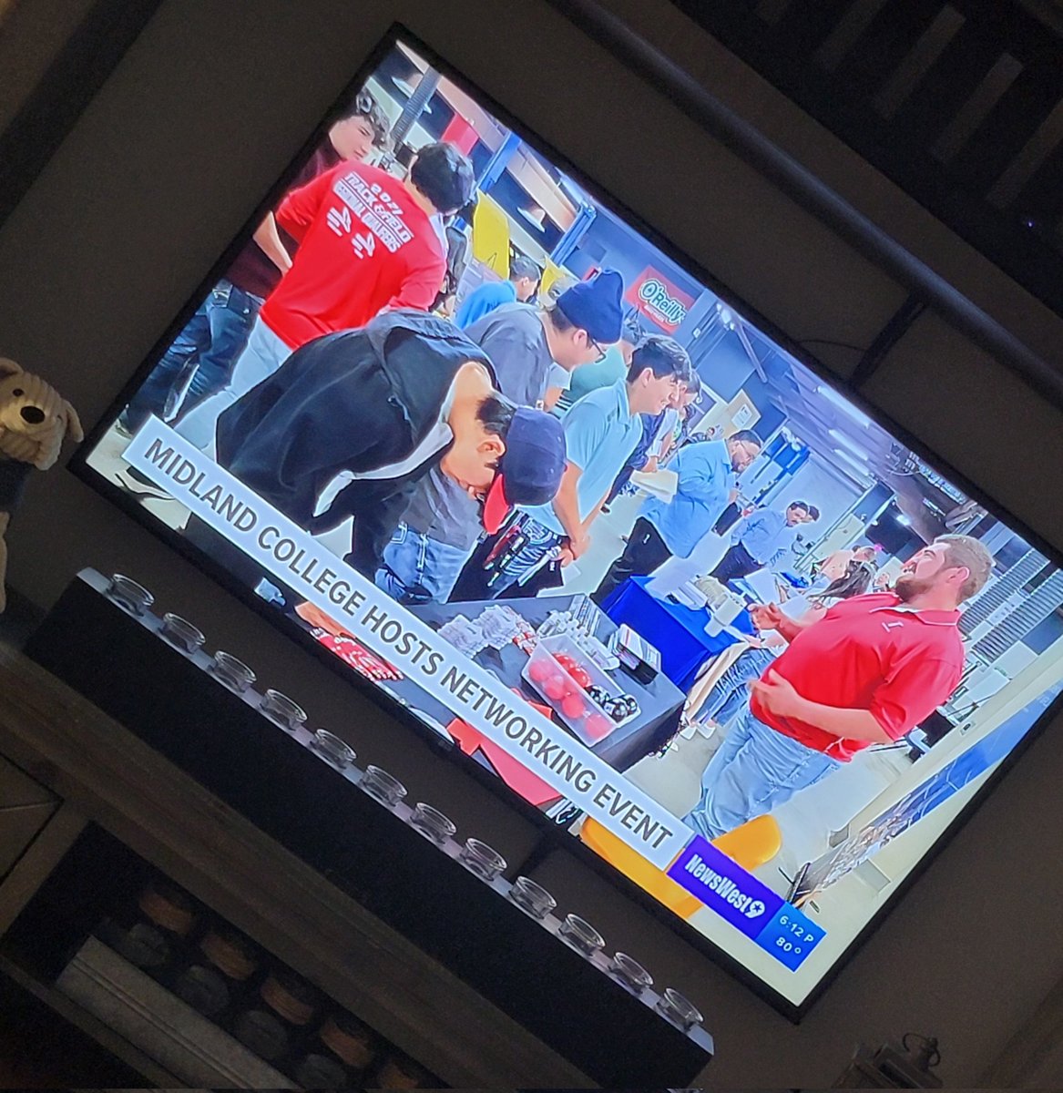 antoniette_ram's tweet photo. In the evening news...Midland College Diesel Mechanic Career Fair and #DoubleTOilfieldServices. 💯 https://t.co/COsf5p0JB5