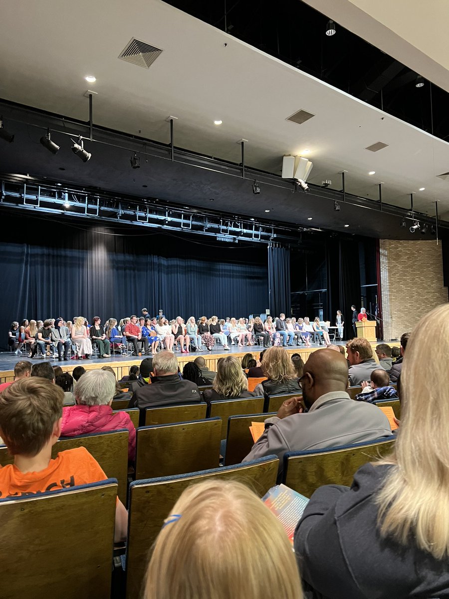 Tonight is the <a href="/MoorheadHigh/">MoorheadHighSpuds</a> school awards night. It’s a great evening to honor our seniors. What a great group of seniors!