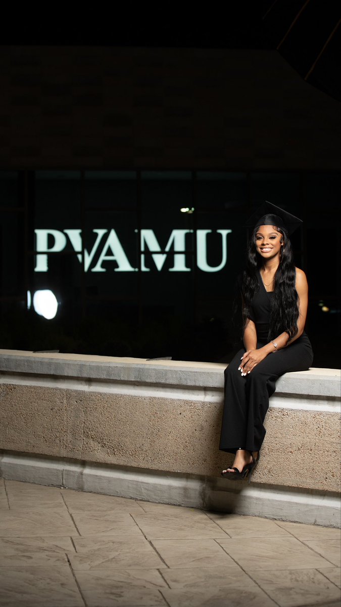 Kylagene5's tweet image. For I know the plans I have for you, declares the Lord, plans to prosper you and not to harm you, plans to give you hope and future.  Jeremiah 29:11 

In 16 days I will be graduating from the illustrious Prairie View A&amp;amp;M University! 💜💛 #pvamu #pvgrad #educacion